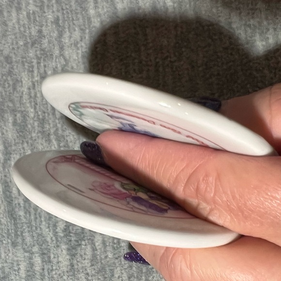 Vintage Precious Moments Christmas Remembered 2 Porcelain Holiday Ornaments 2001 - Picture 8 of 9